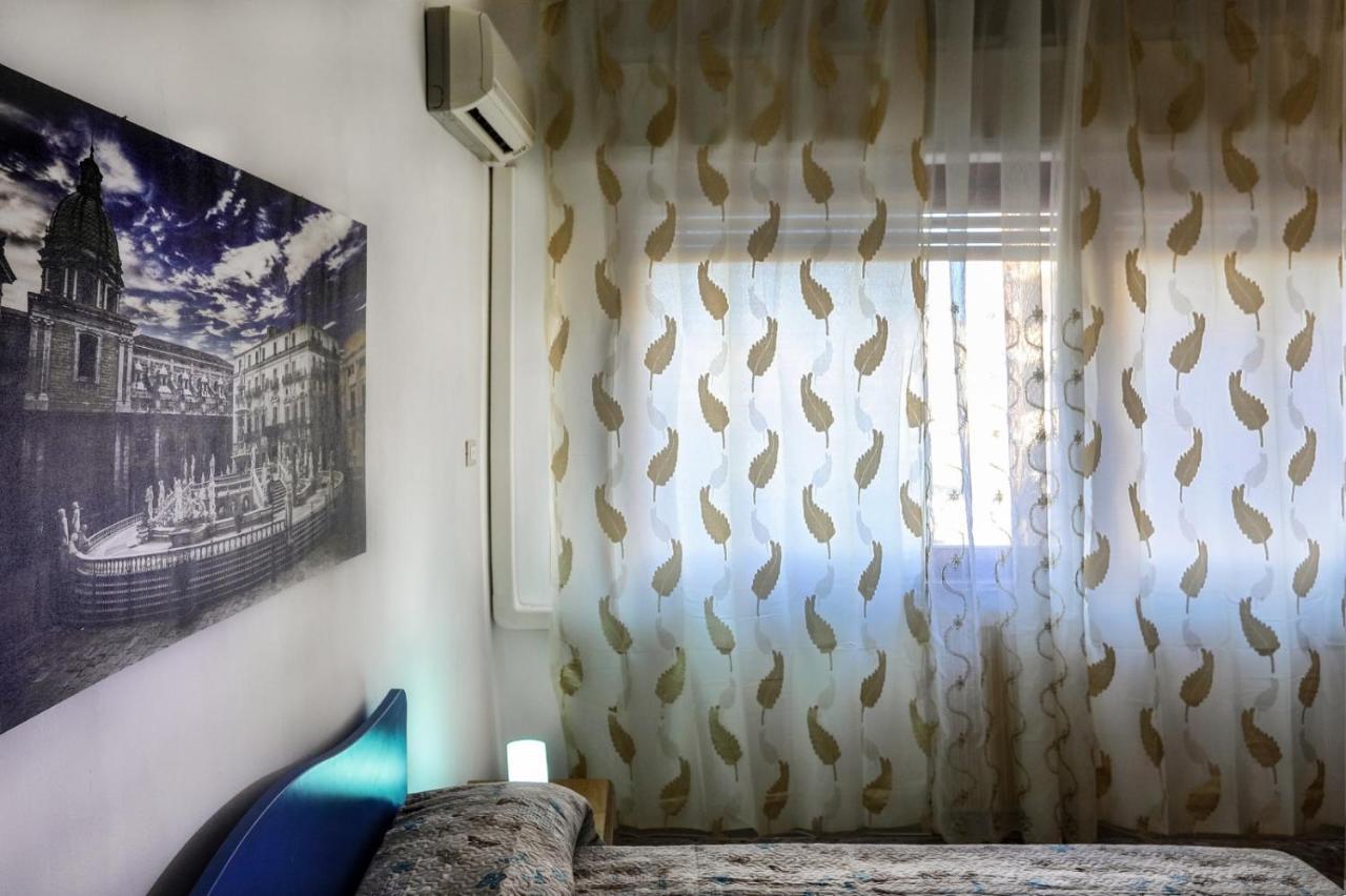A Casa Di Fra' Couette-café Palerme