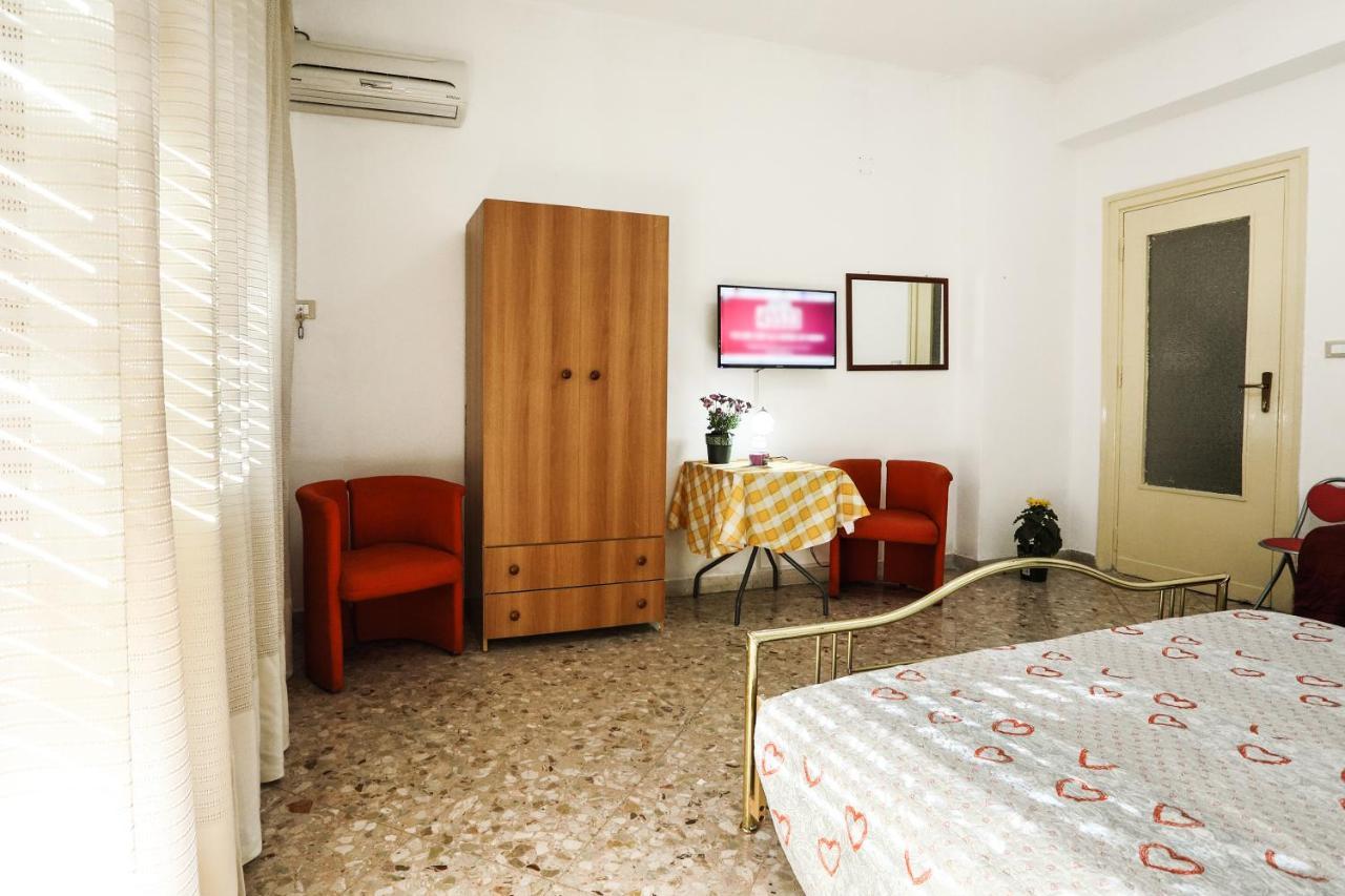 A Casa Di Fra' Couette-café Palerme
